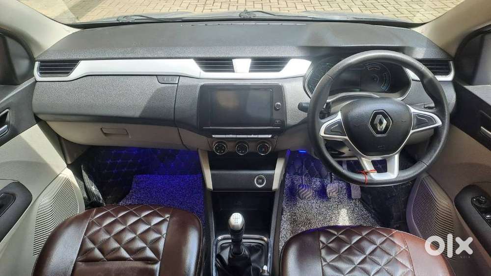 Renault Triber Rxz, 2020, Petrol