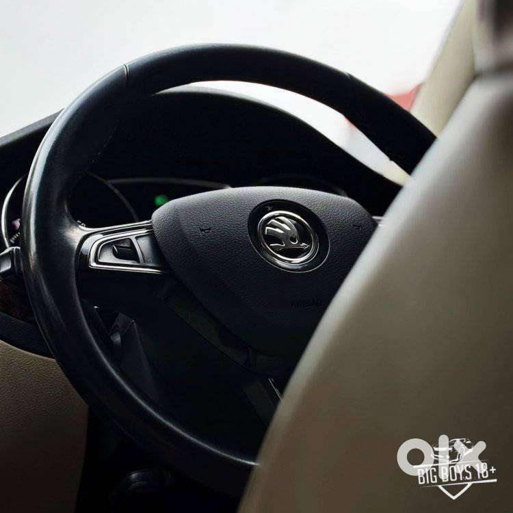 Skoda Superb Elegance 1.8 Tsi At, 2015, Petrol