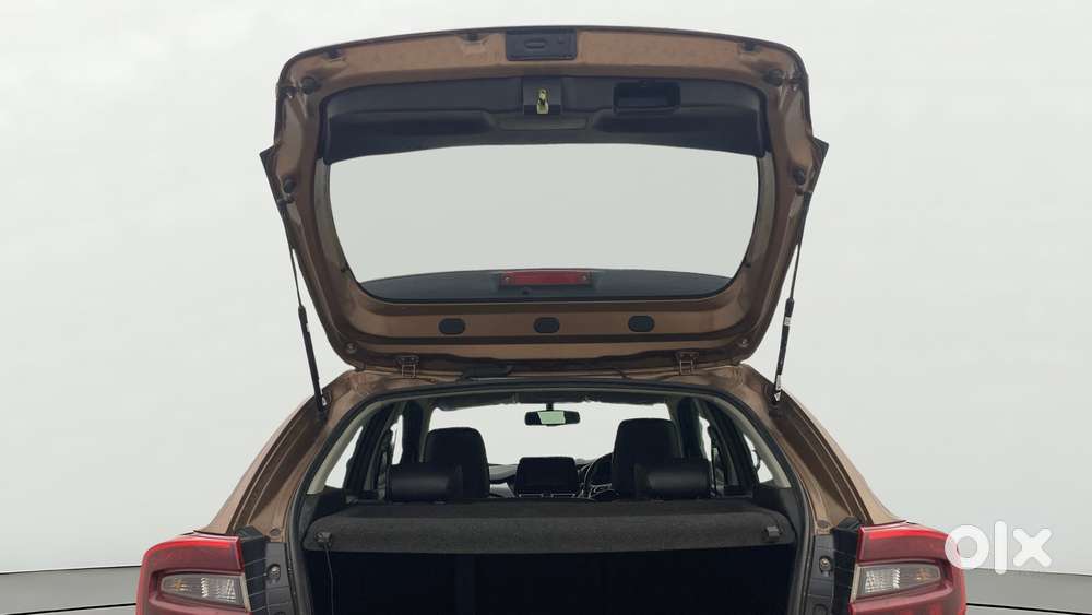 Maruti Suzuki Baleno Alpha Cvt, 2022, Petrol