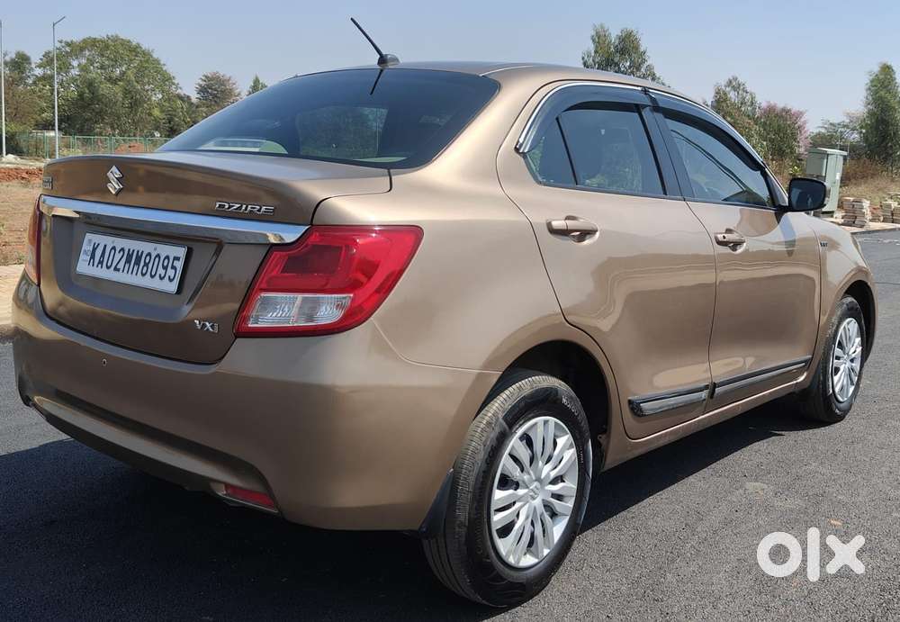 Maruti Suzuki Dzire 1.2 Vxi, 2017, Petrol