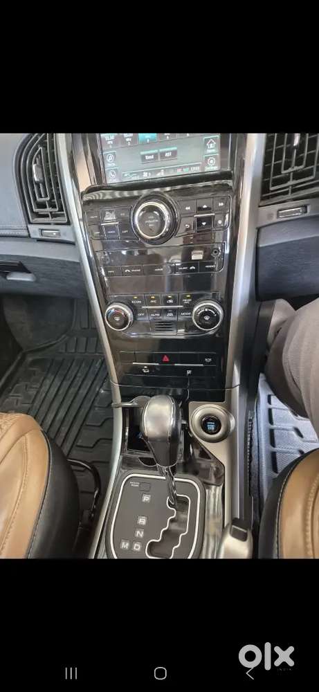 Mahindra Xuv500 2021 At Diesel 52000 Km Driven