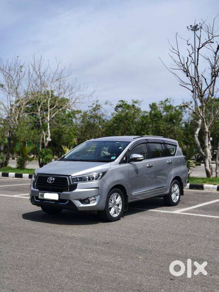 Toyota Innova Crysta 2.8z Automatic, 2016, Diesel