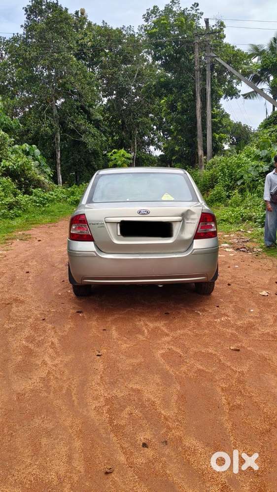 Ford Fiesta Model 2010 Year