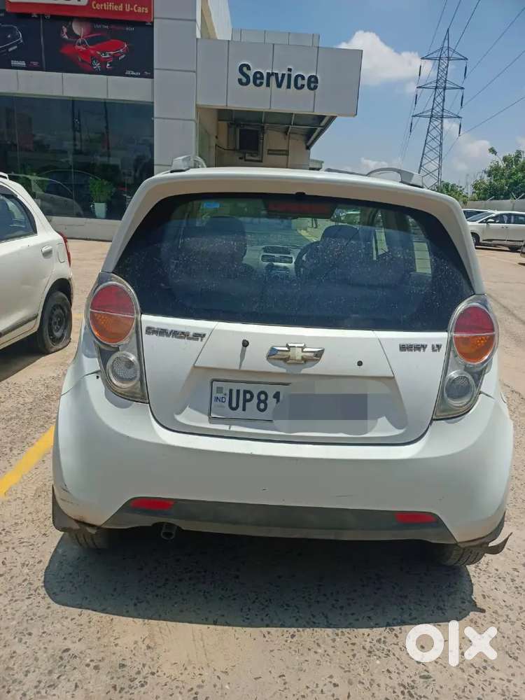 Chevrolet Beat Petrol 2010