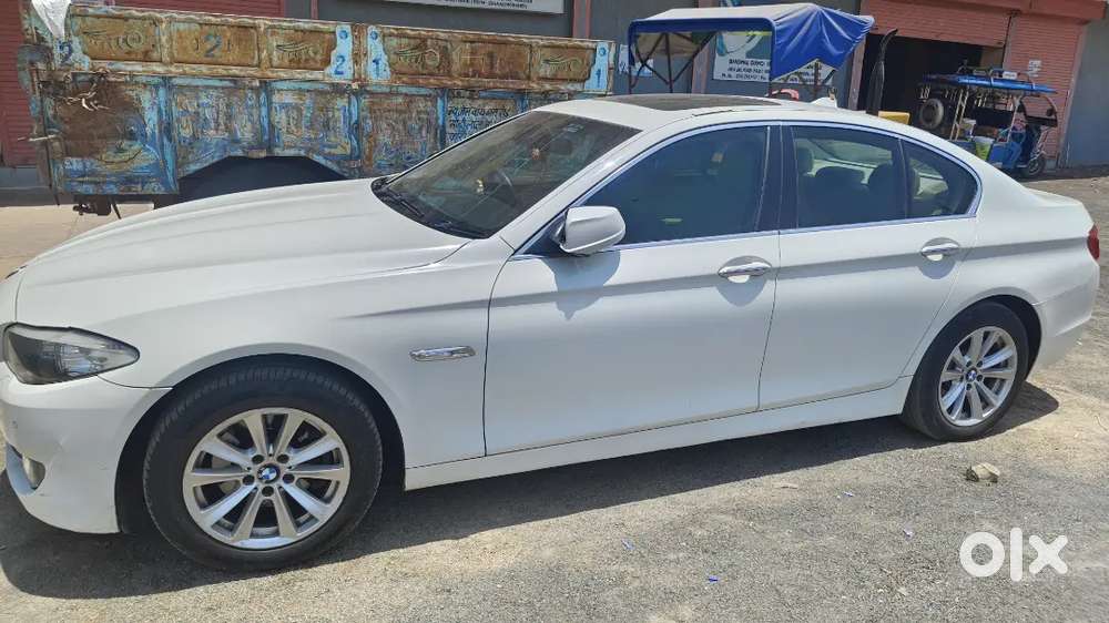 Bmw 520d Luxury Sedan With Special No. Of 0001