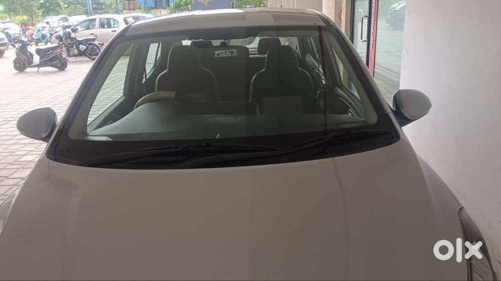 Hyundai Aura 2022 Cng