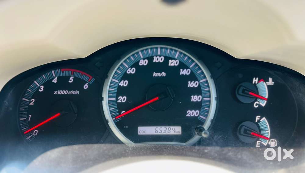 Toyota Innova 2.5 V 8 Str, 2014, Diesel