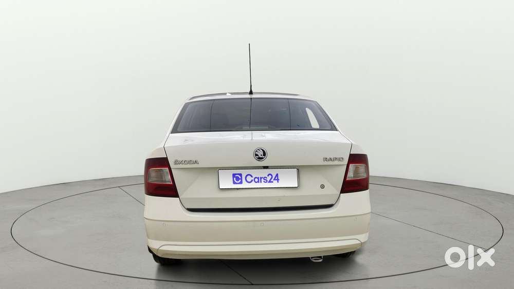 Skoda Rapid 1.0 Ambition Tsi, 2021, Petrol
