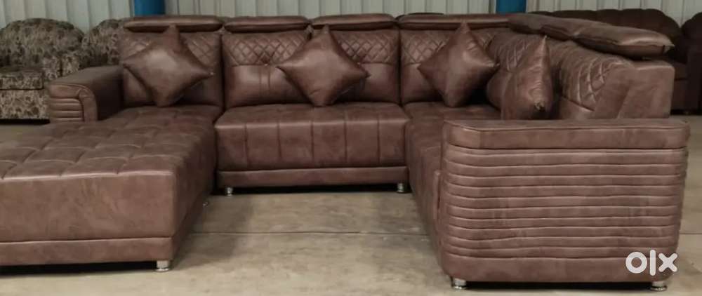 4 Seater Sofa – 1 Month Old – Like New