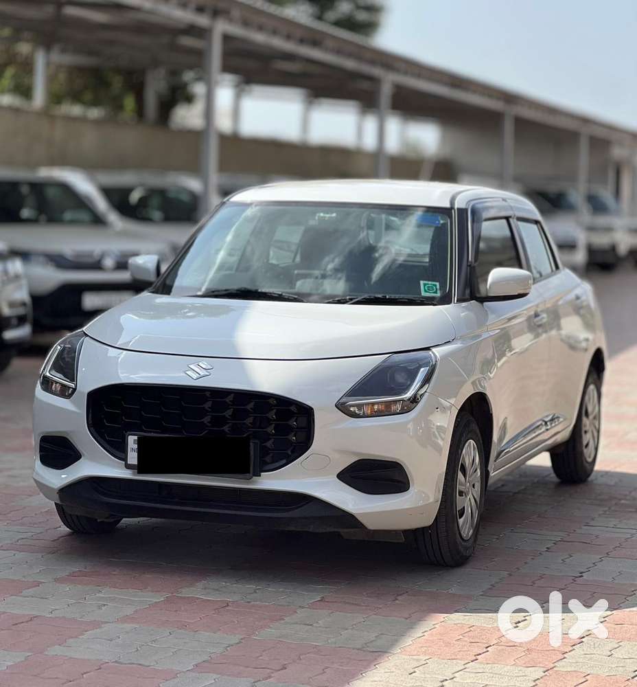 Maruti Suzuki Swift Vxi Optional, 2025, Petrol