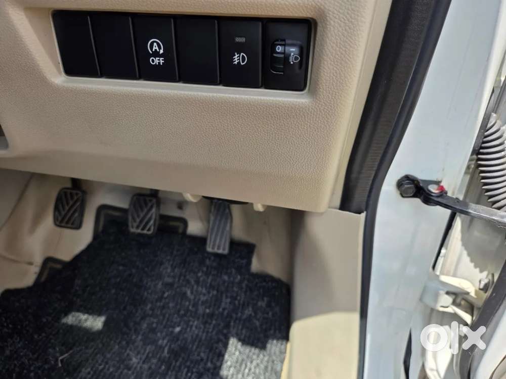 Maruti Suzuki Dzire 1.2 Vxi, 2021, Petrol