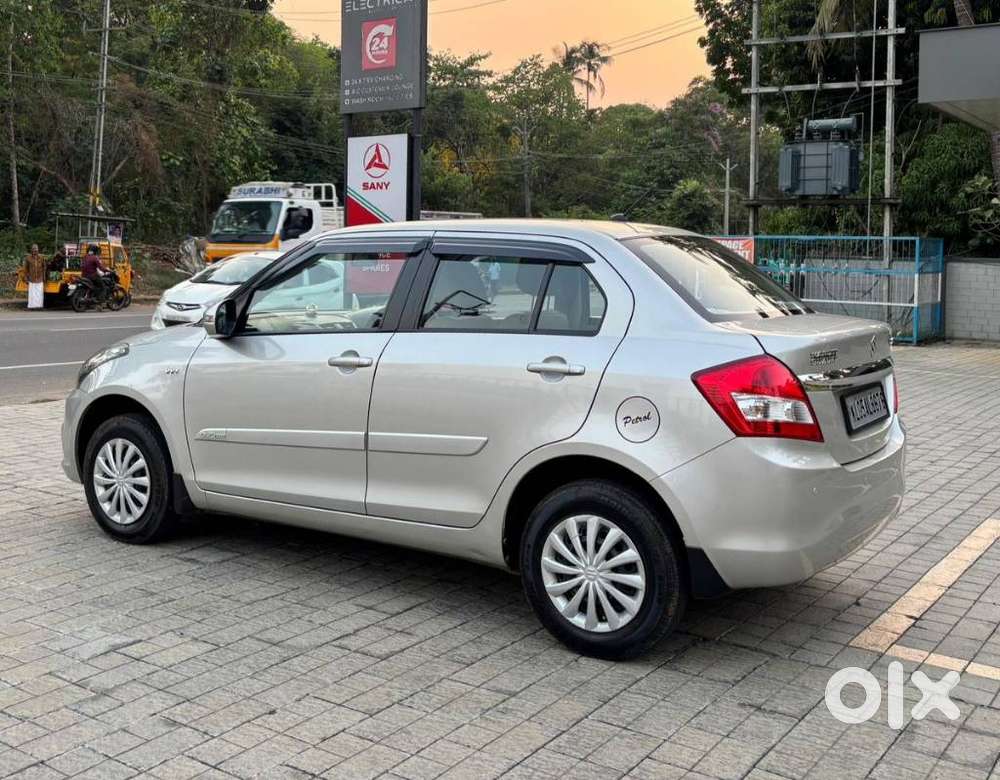 Maruti Suzuki Dzire 1.2 Vxi, 2015, Petrol