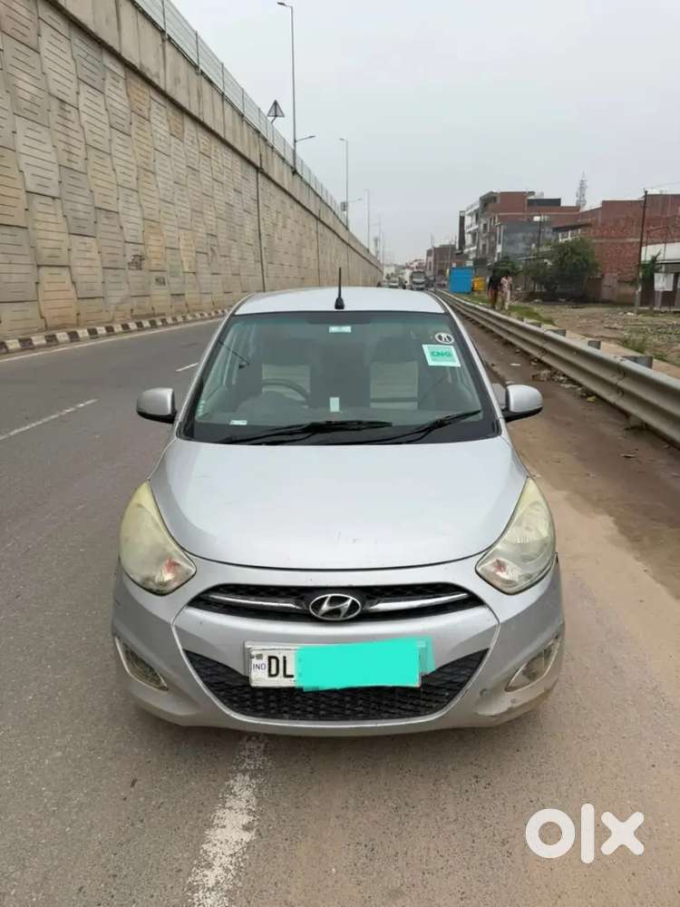 Hyundai I10 Sportz 2012 Variant