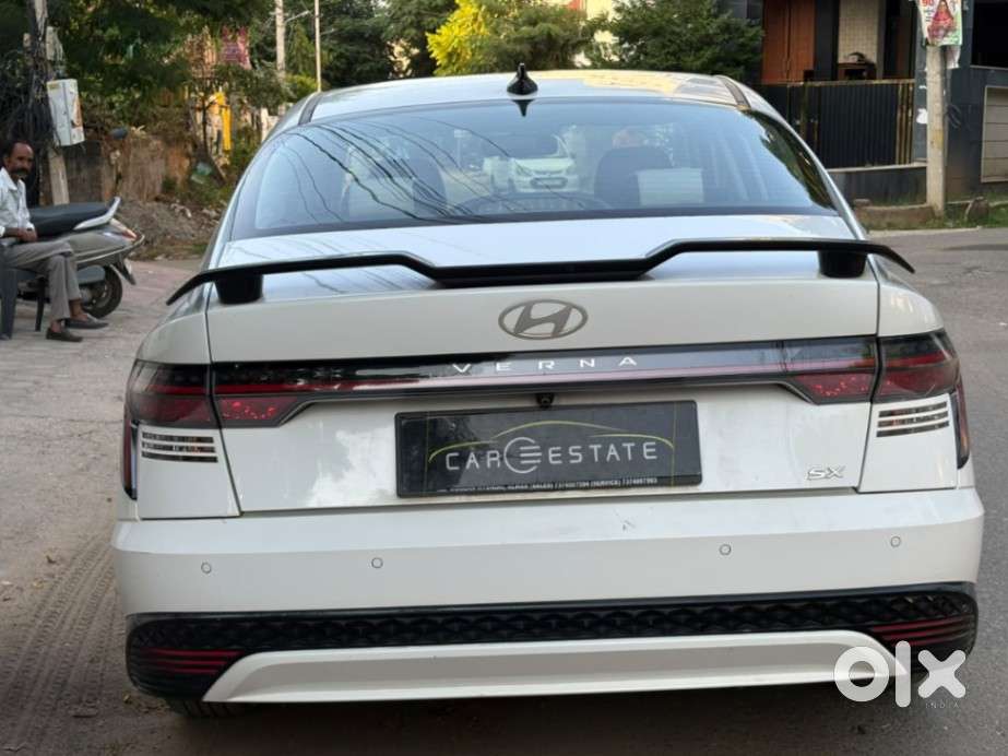 Hyundai Verna 1.5 Sx Petrol Mt, 2025, Petrol