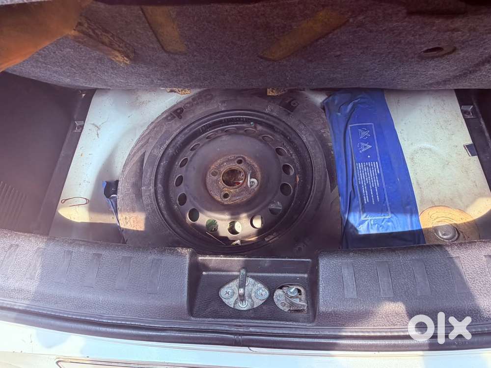 Maruti Suzuki Swift Vxi, 2016, Petrol