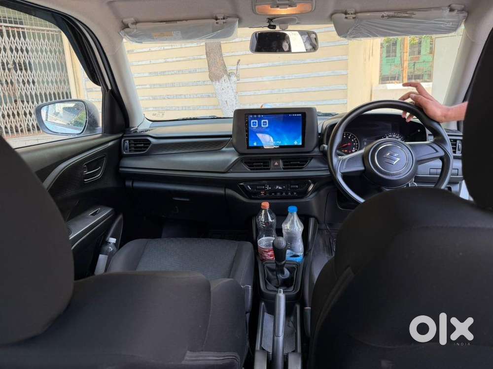 Lxi 2025 With Parking Sensors/reverse Camera/music System