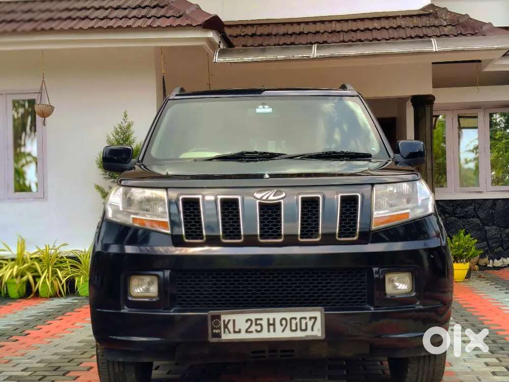 Mahindra Tuv 300 2016
