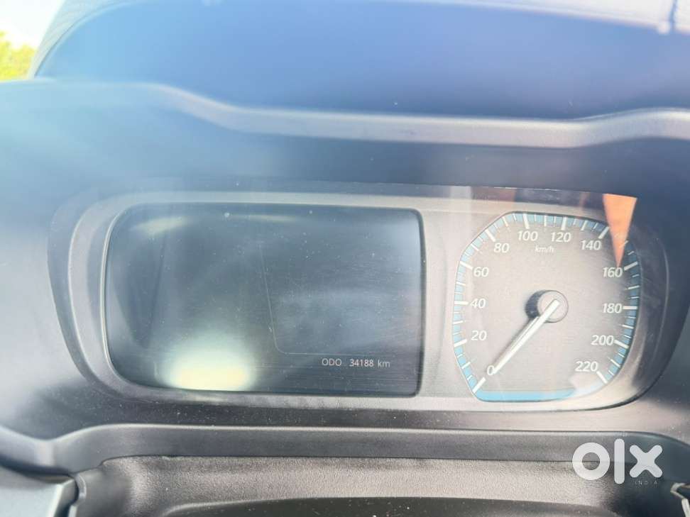 Tata Altroz 1.5 Xz Plus Diesel, 2024, Diesel