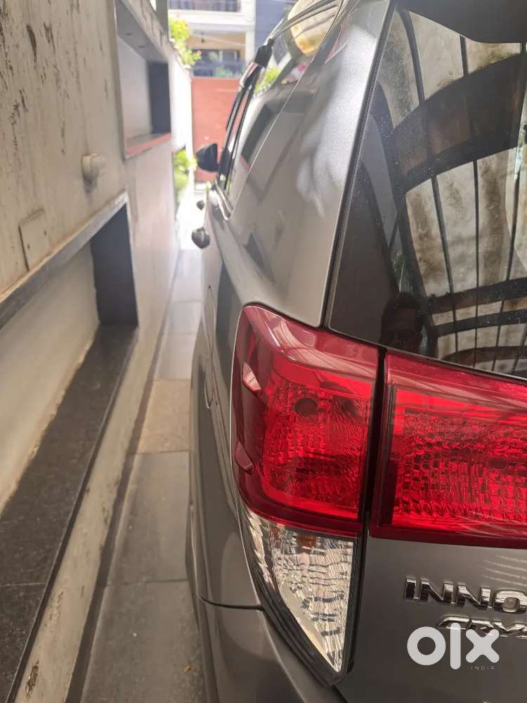 Toyota Innova Crysta 2022