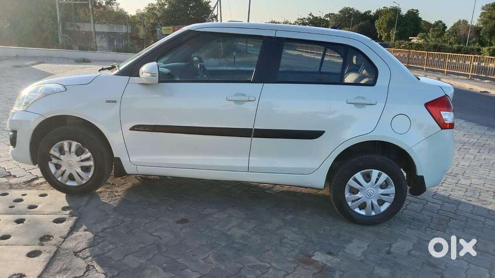 Maruti Suzuki Dzire 2017-2020 1.2 Lxi, 2017, Cng & Hybrids
