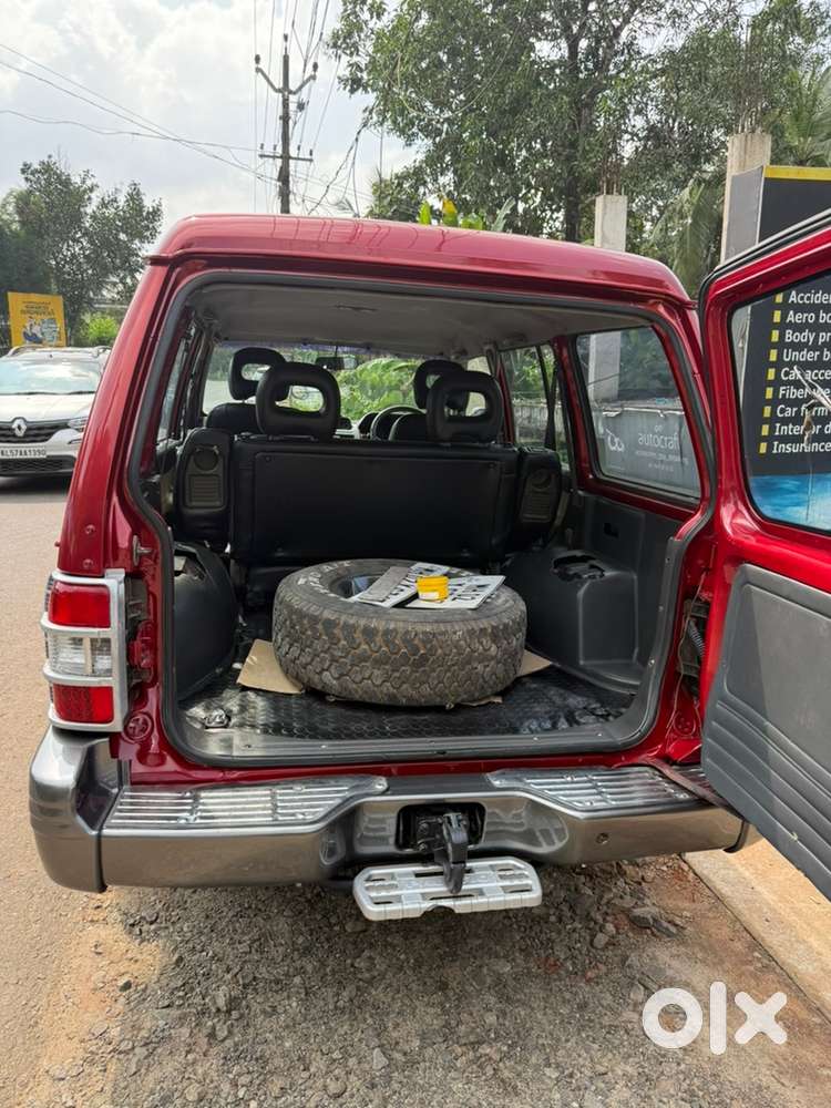 Mitsubishi Pajero 1998 Petrol Well Maintained