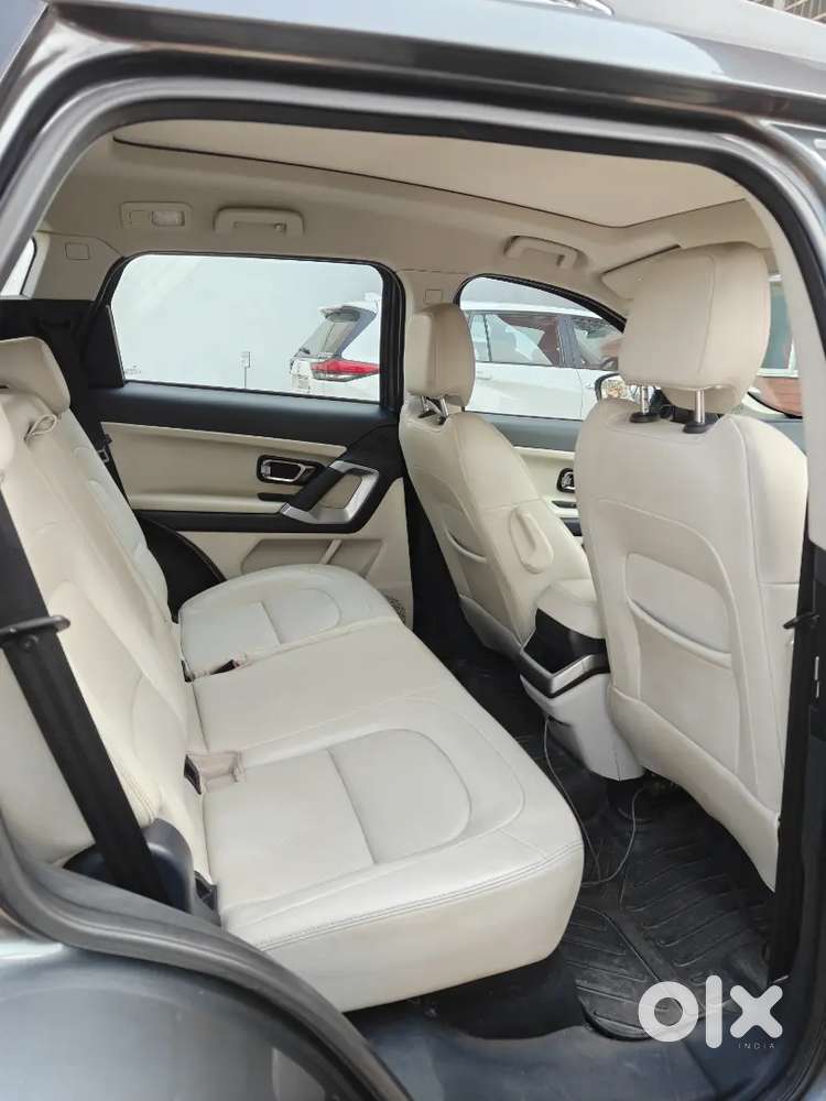 Tata Safari Diesel Automatic Top Model
