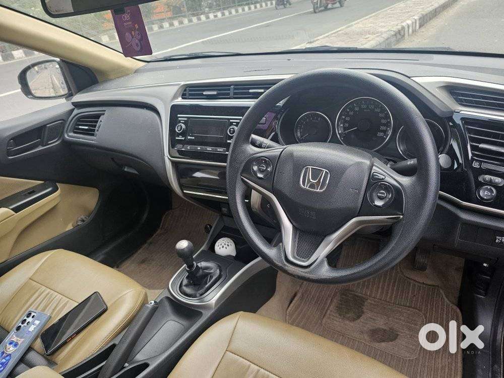 Honda City I-vtec Sv, 2017, Petrol