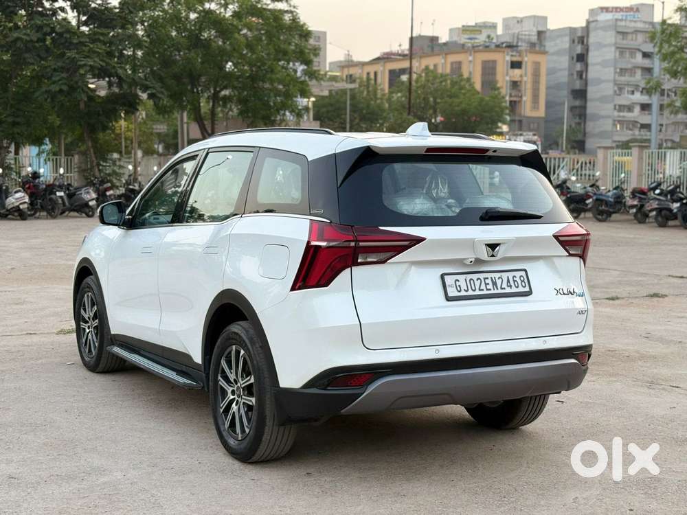 Mahindra Xuv700 2.2 Ax 7 Diesel Mt Luxury Pack Str, 2025, Diesel