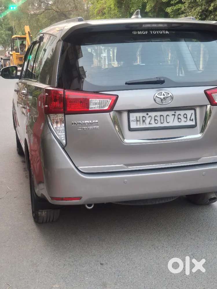 Toyota Innova Crysta 2018 Diesel 105000 Km Driven
