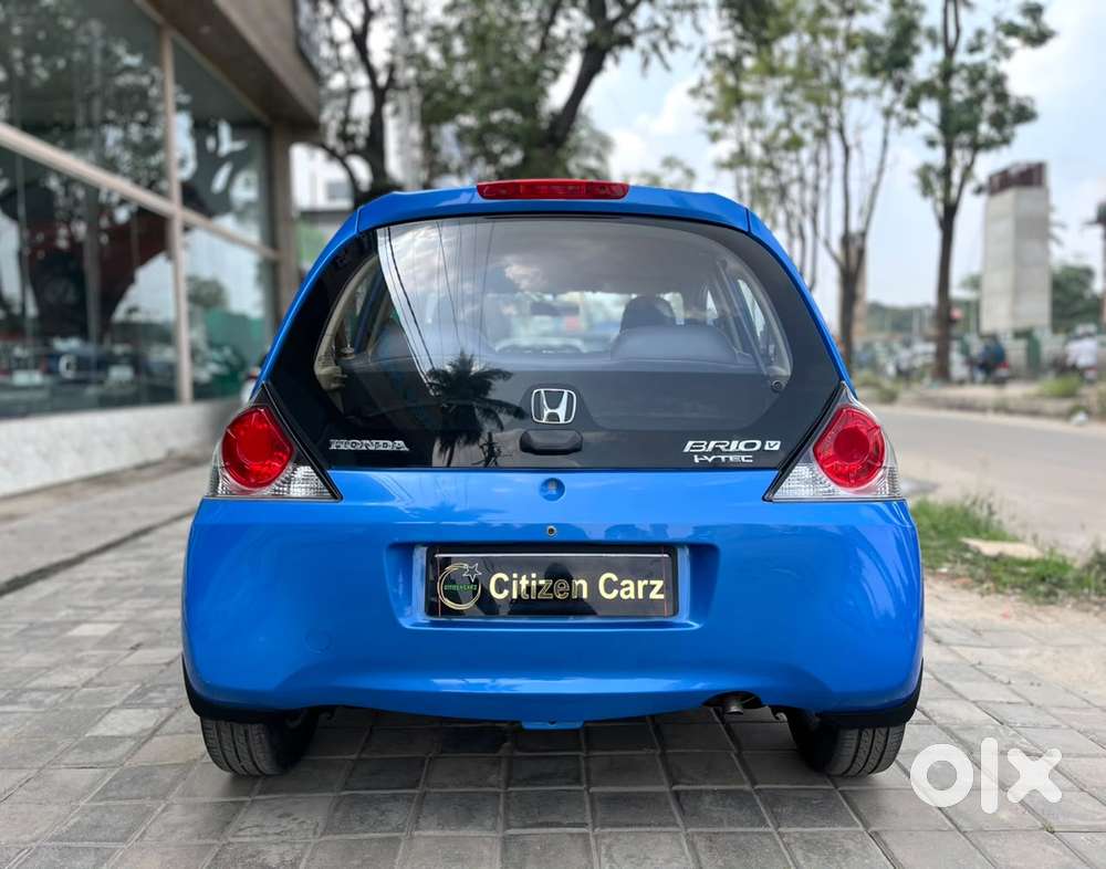 Honda Brio V Mt, 2012, Petrol