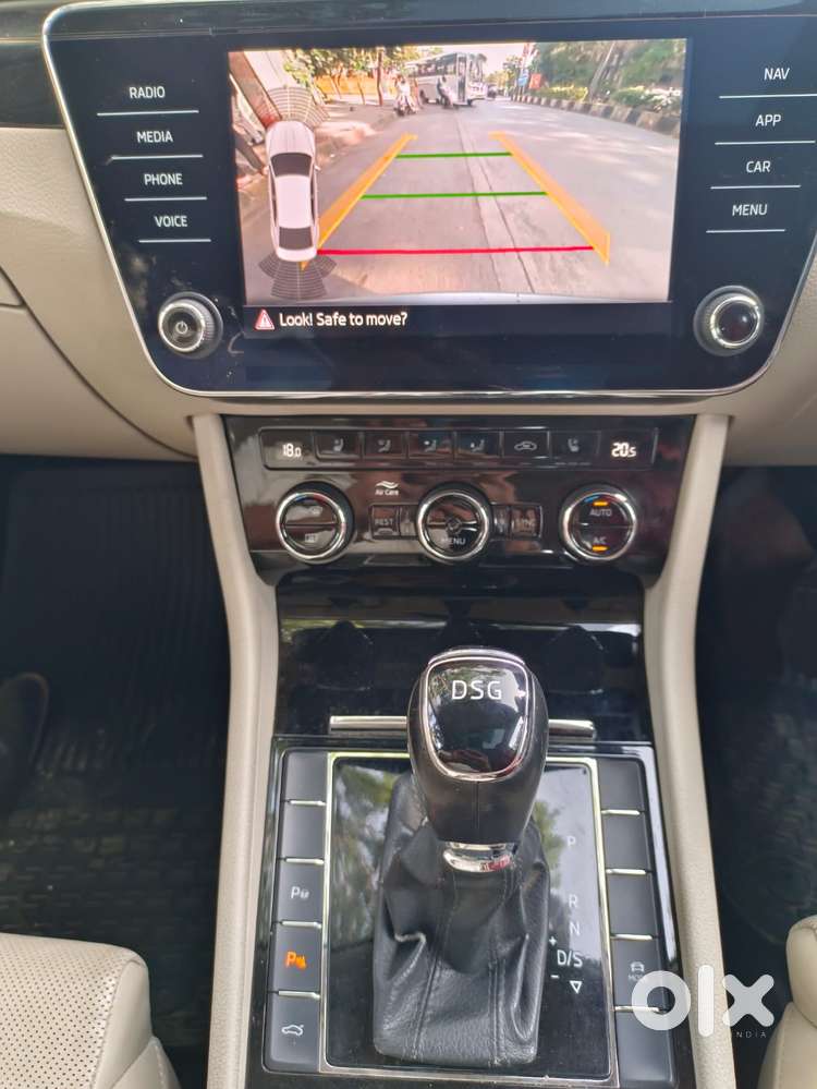 Skoda Superb Lk 1.8 Tsi At, 2018, Petrol