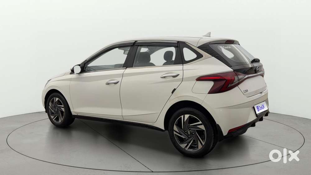 Hyundai New I20 1.2 Asta (o) Ivt, 2022, Petrol
