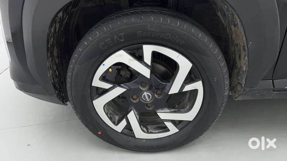 Nissan Magnite Xv Turbo, 2021, Petrol