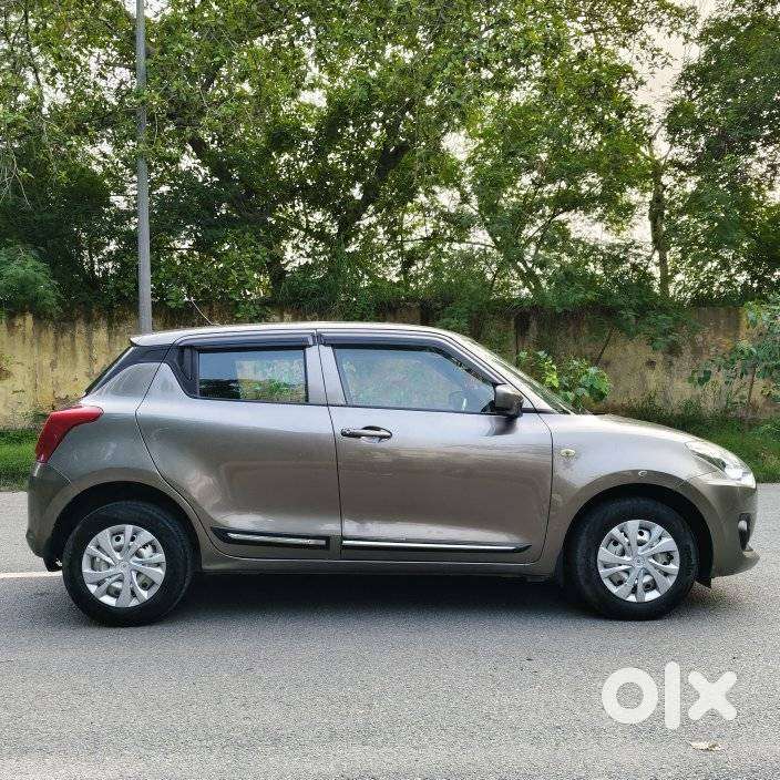 Maruti Suzuki Swift 1.2 Lxi (o), 2018, Petrol