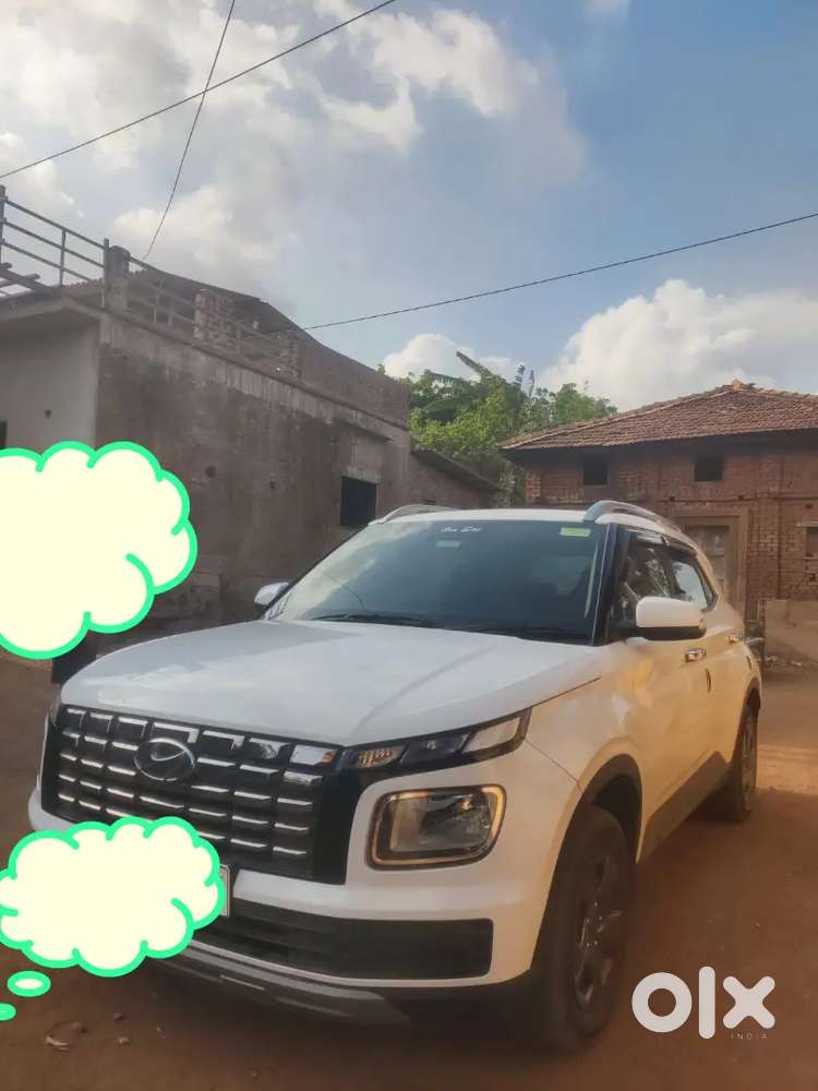 Hyundai Venue 2023 Diesel Well Maintained