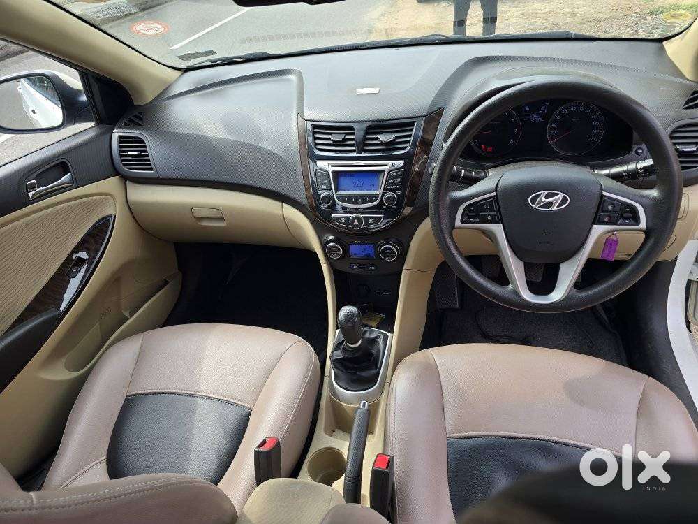 Hyundai Verna Fluidic 1.6 Vtvt Sx, 2014, Petrol