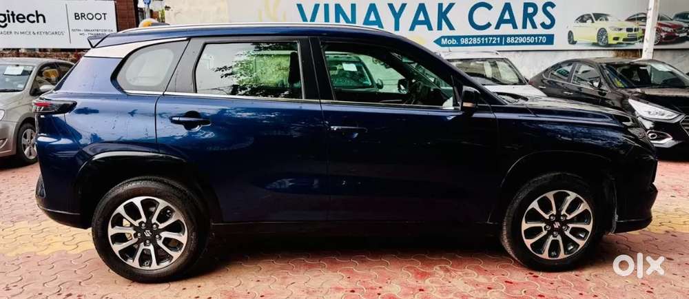 Maruti Suzuki Grand Vitara 1.5 Alpha Plus Intelligent Hybrid Ecvt, 2..
