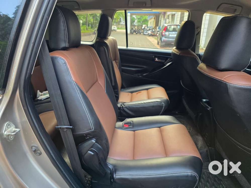 Toyota Innova Crysta 2.4 G Mt, 2016, Diesel