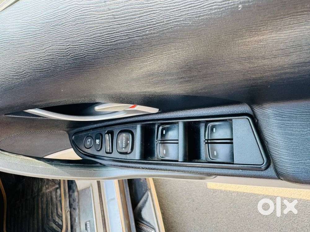 Mahindra Xuv500 W6 At, 2016, Diesel