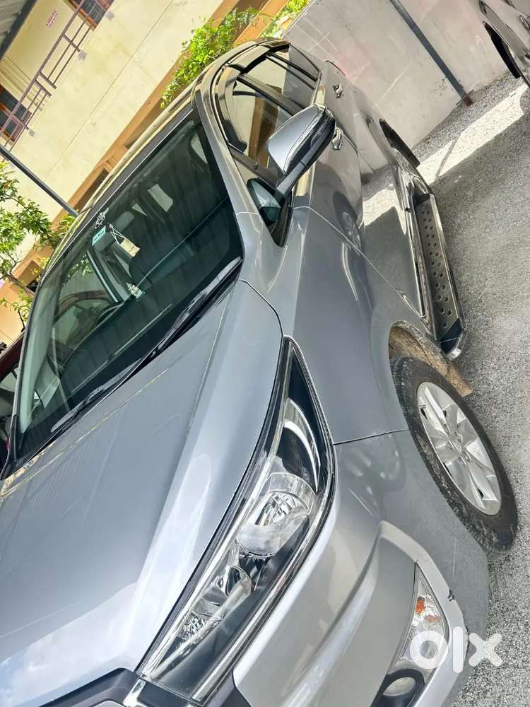 Toyota Innova Crysta 2023 Diesel 62000 Km Driven