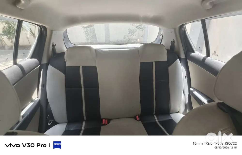 Hyundai I20 Magna 2012 Petrol  60,000 Km  Manual