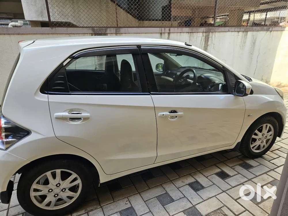Honda Brio 2012 Petrol Well Maintained