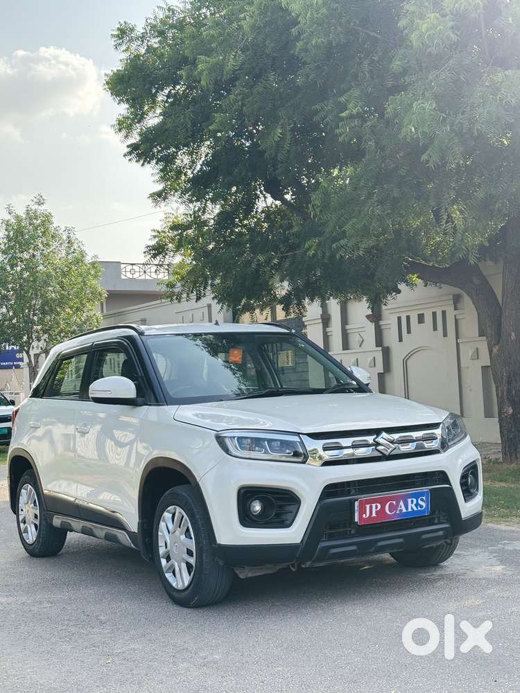 Maruti Suzuki Brezza 1.5 Vxi At Smart Hybrid, 2020, Petrol