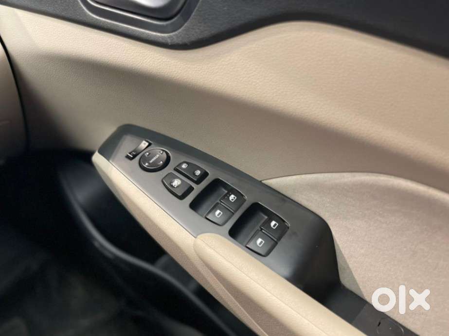 Hyundai Verna Ex 1.6 Vtvt At, 2018, Petrol