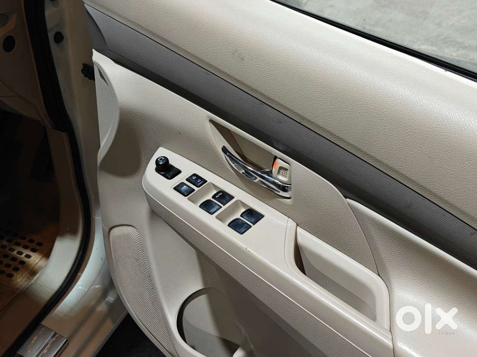 Maruti Suzuki Ertiga Vxi Shvs At, 2020, Petrol