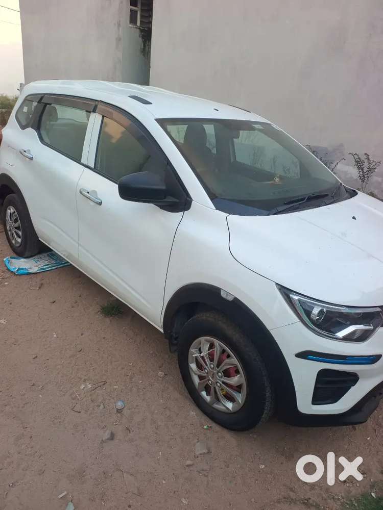 Renault Triber 2024 Petrol Well Maintained