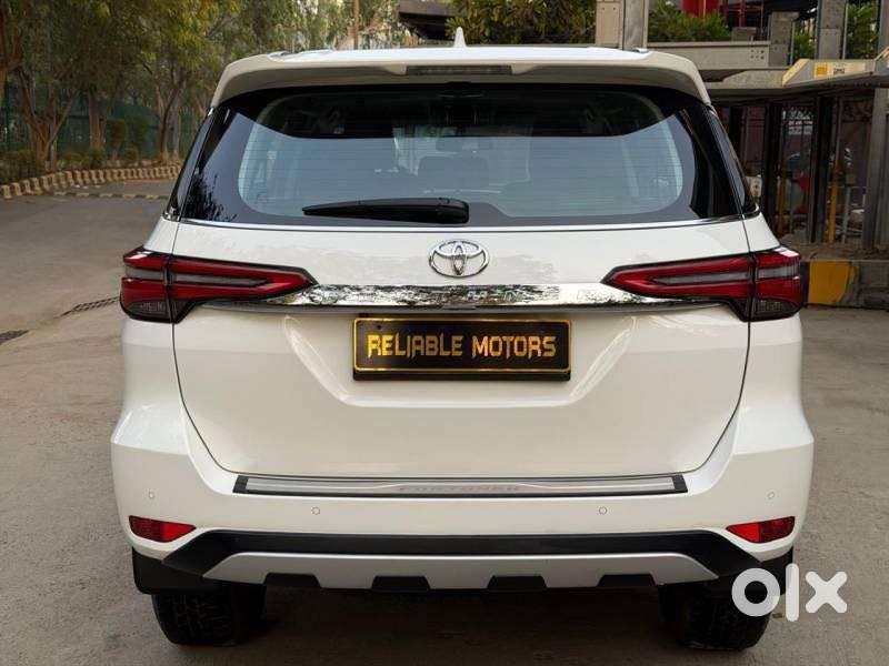 Toyota Fortuner 4x2 At 2.7 Petrol, 2022, Petrol
