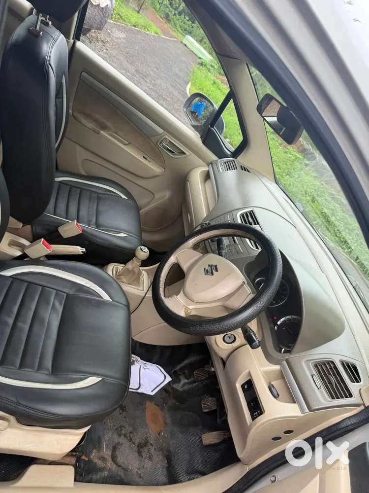 Ertiga Vxi