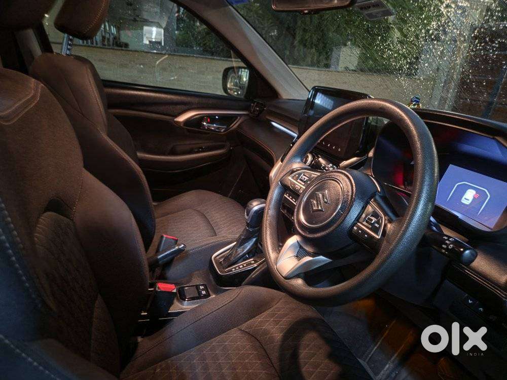 Maruti Suzuki Grand Vitara 1.5 Zeta Plus Intelligent Hybrid Ecvt, 20..