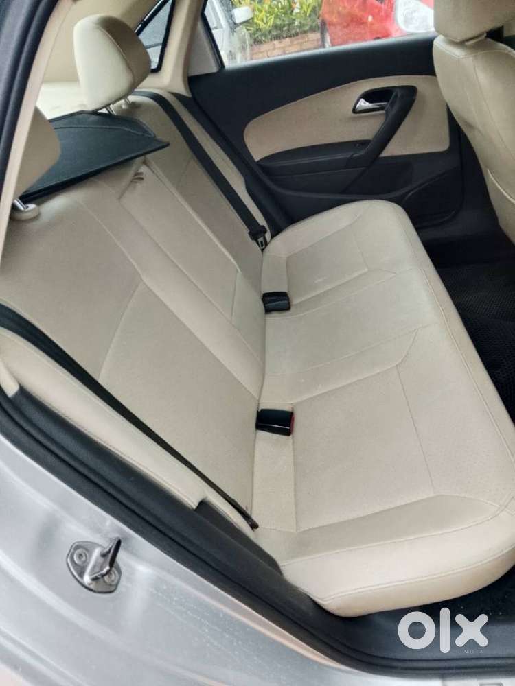 Skoda Rapid 1.5 Tdi Style/1.5 At Style, 2016, Diesel